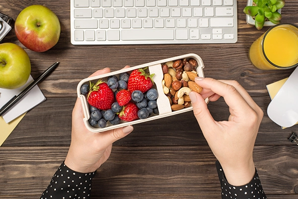 Kreasi Mudah di Dapur: Tiga Resep Camilan Sehat untuk Menemani Kerja